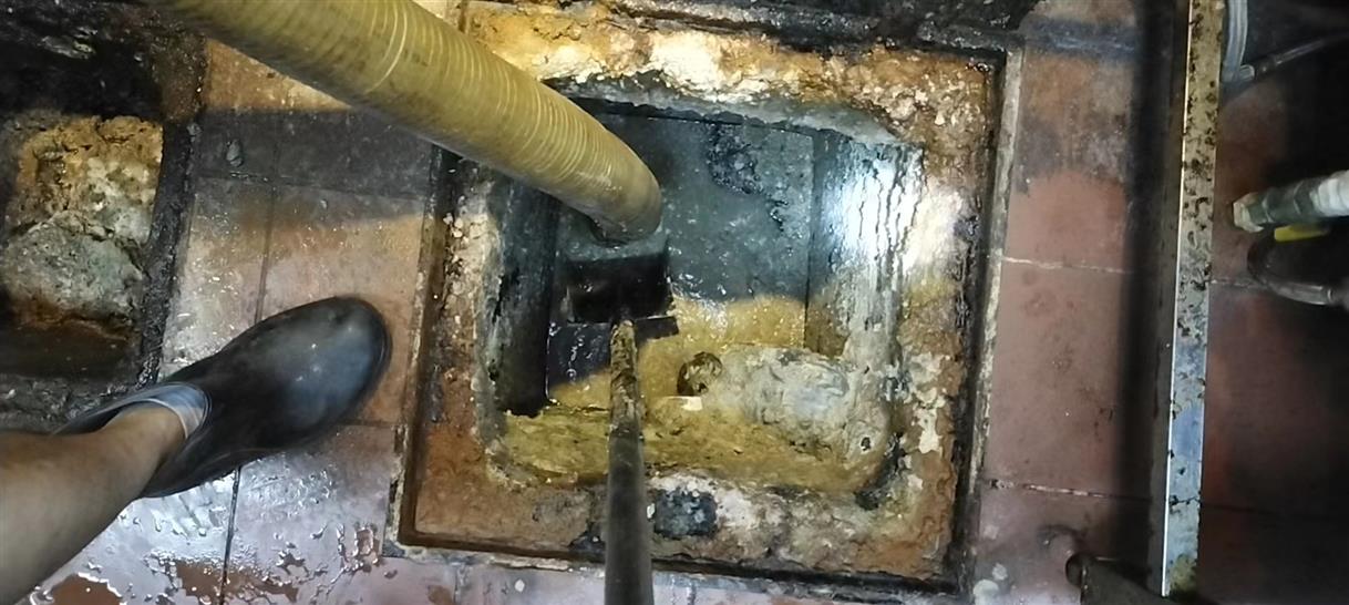 那曲污水池清理一般都有毒气，怎么预防中毒呢？